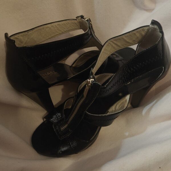 Michael kors vintage heels. 7 1/2 - Image 2