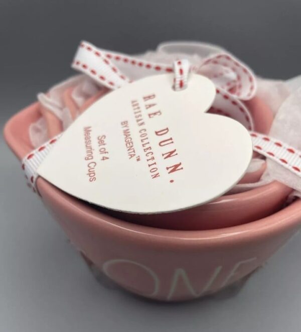 Rae Dunn Measuring cups pink - Image 2