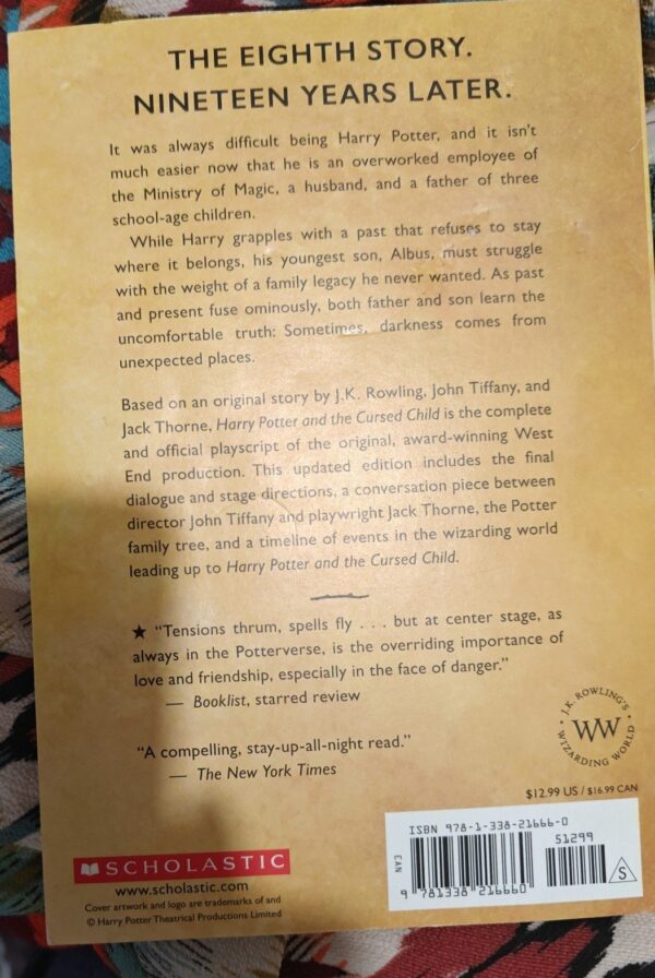 Harry Potter and the cursed child JK Rawlings paperback - Image 2