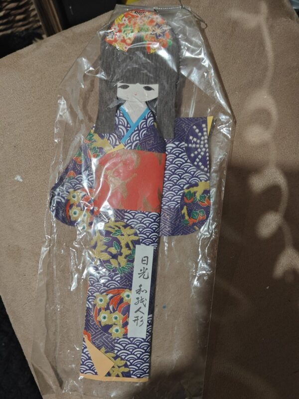 A Japanese washi paper doll - Image 4