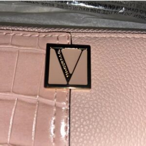 Victoria's secret wallet